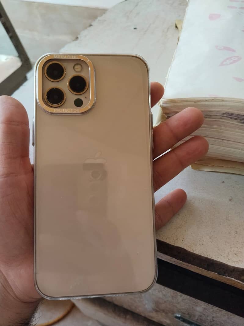 Apple iPhone 12 Pro Max 3