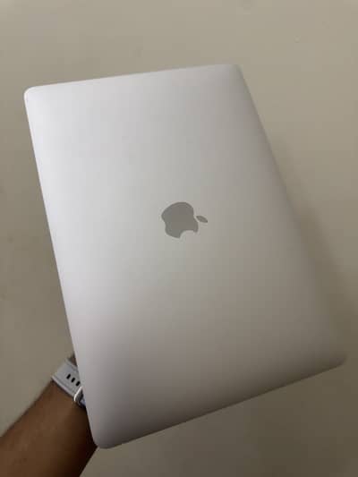 MacBook Air 2018 For Parts ACTIVATION LOCKED