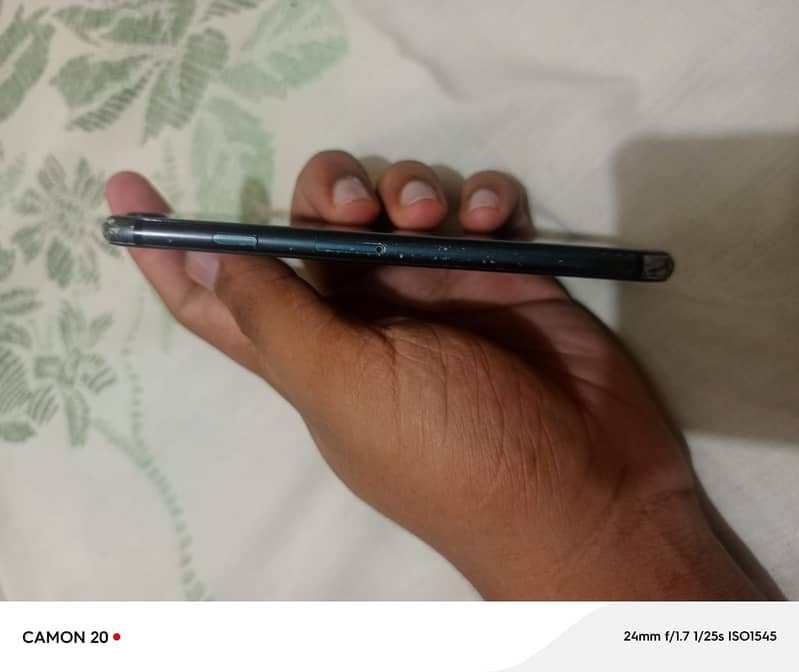 Apple iPhone SE 0