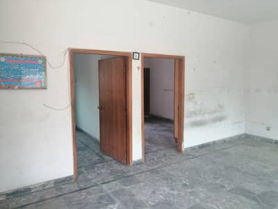 2 Bed Luxury Upper Portion | Terrace + Roof