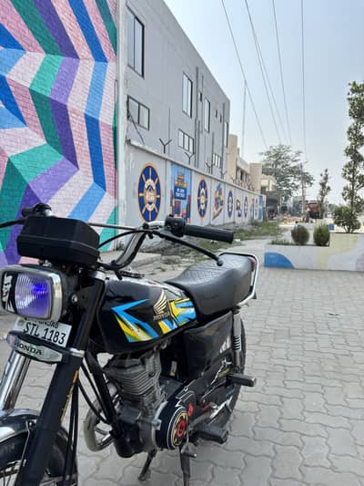Honda cg125 2010 model