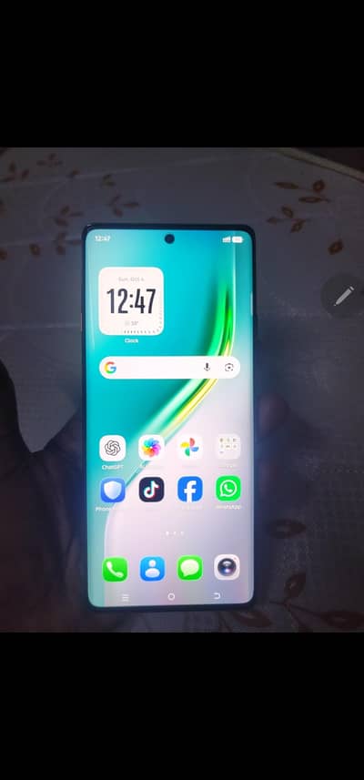Tecno CAMON 40 Pro
