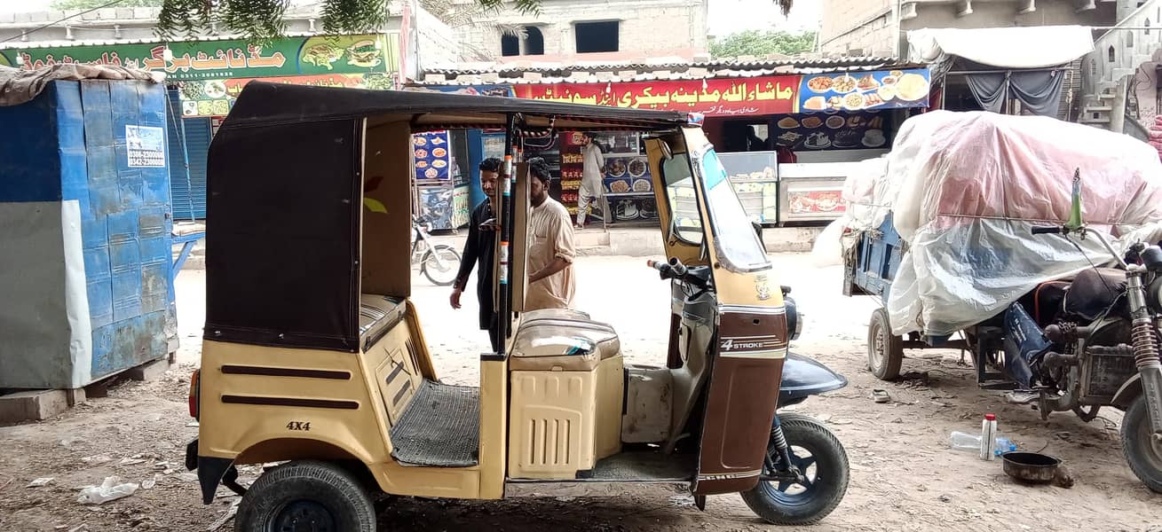 Auto Rickshaw 2017 Model 2