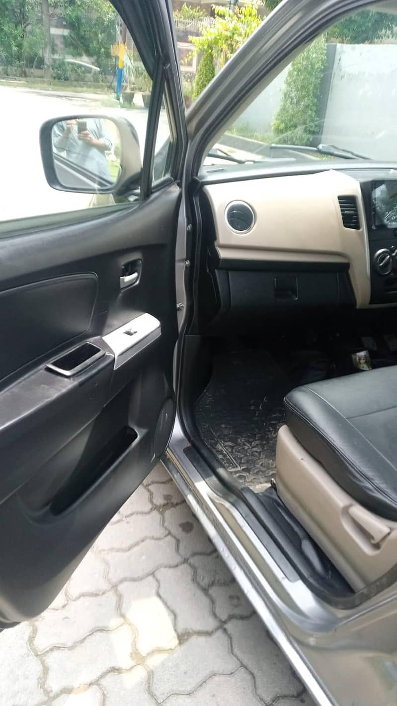 Suzuki Wagon R 2016 1