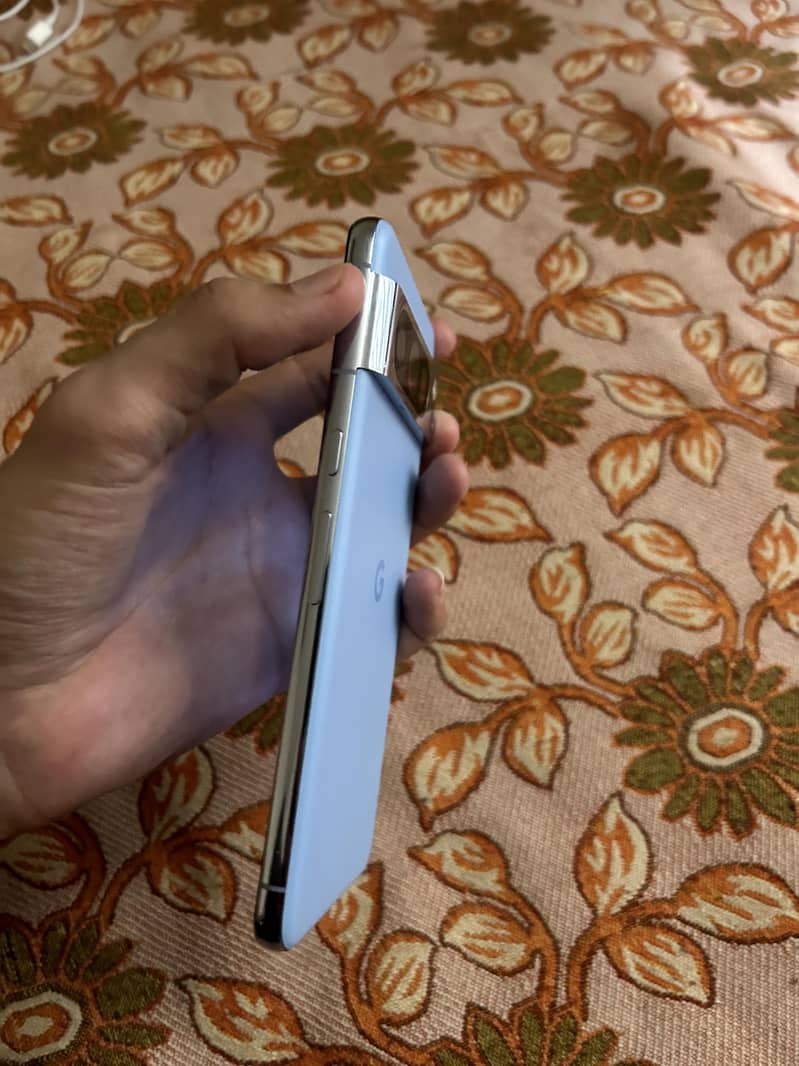 Google Pixel 8 Pro 6