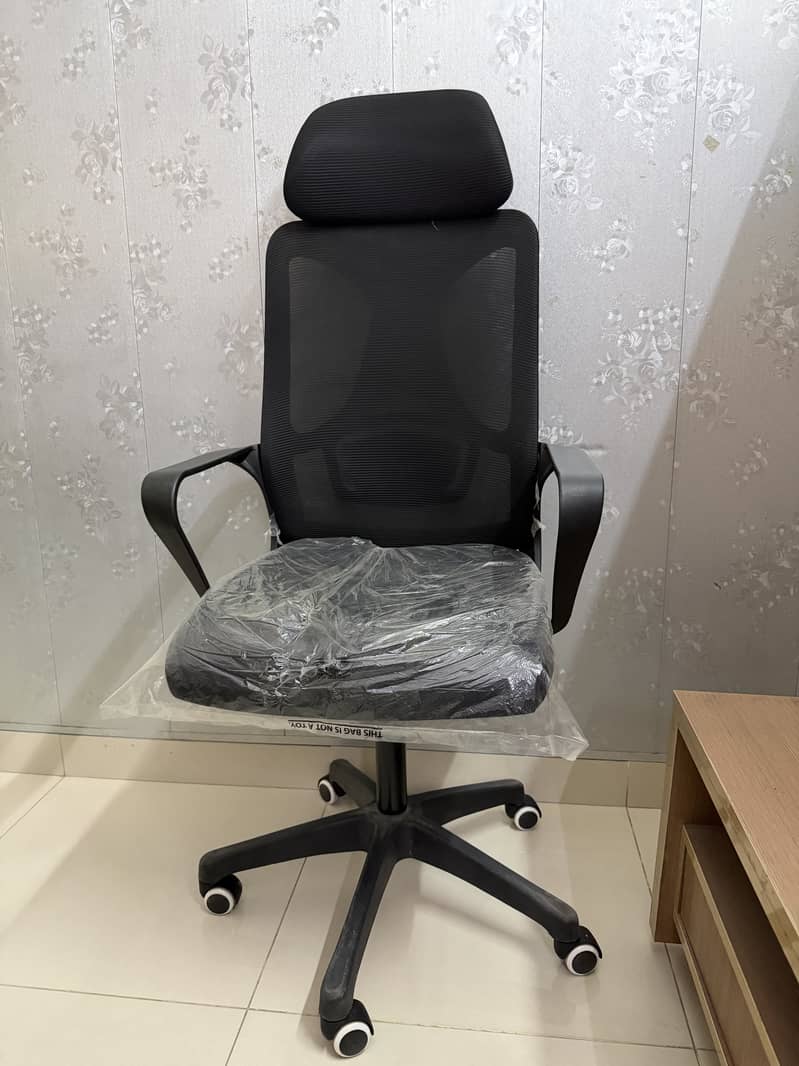 Office/Computer Rotating Chair 0