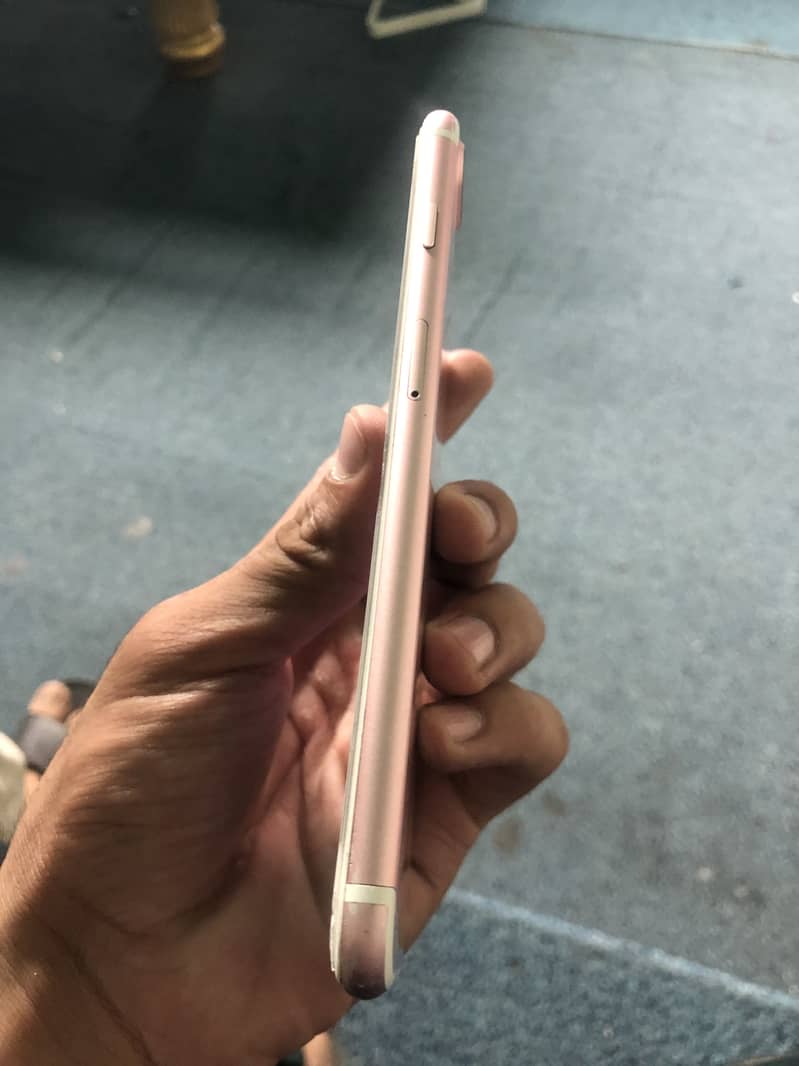 Apple iPhone 7 Plus 7