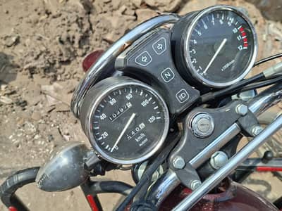 Suzuki GS 150 2024