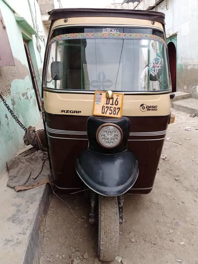 Sazgar 4 Stroke 2016 Model Rickshaw – Good Condition – Karachi