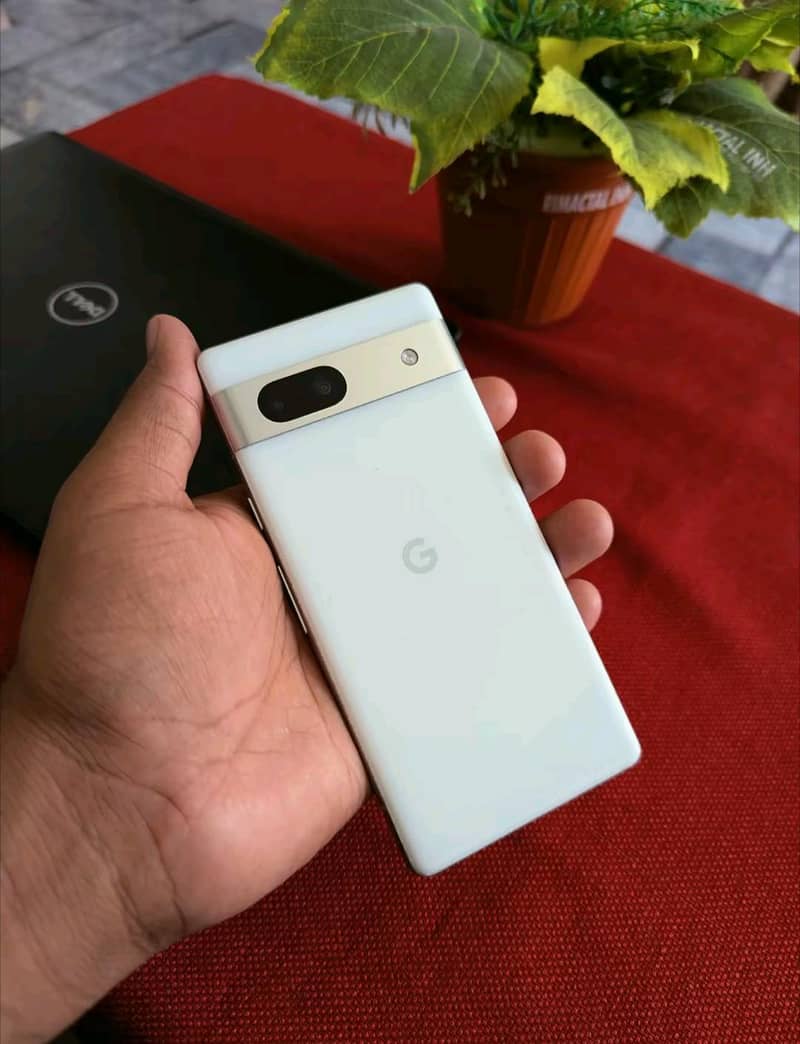 Google Pixel 7a 0