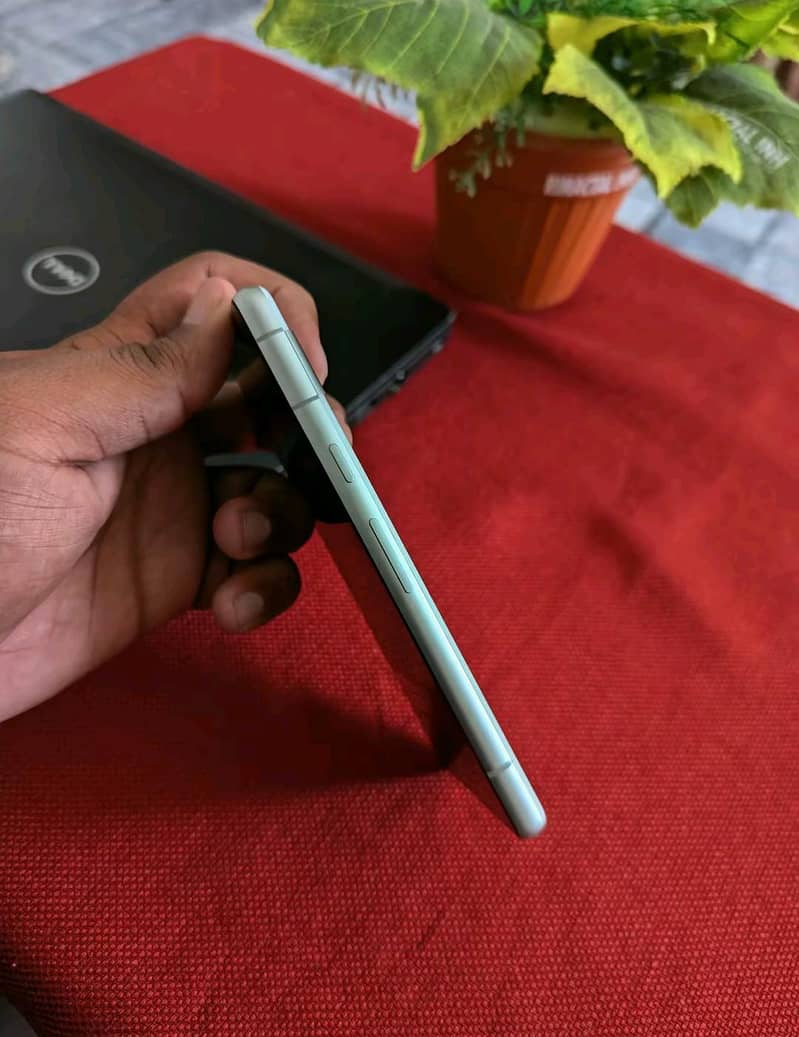 Google Pixel 7a 3
