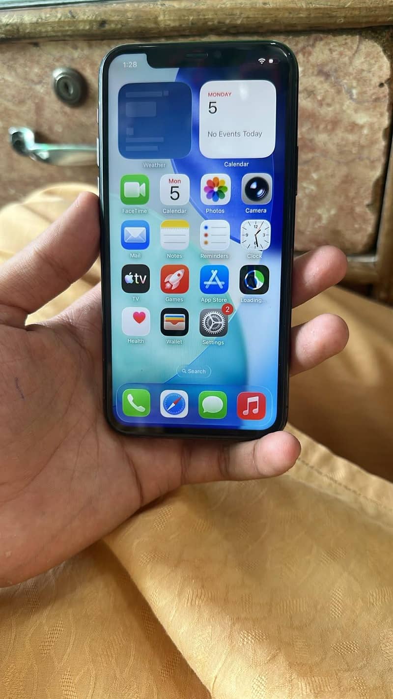 Apple iPhone 11 Pro 0