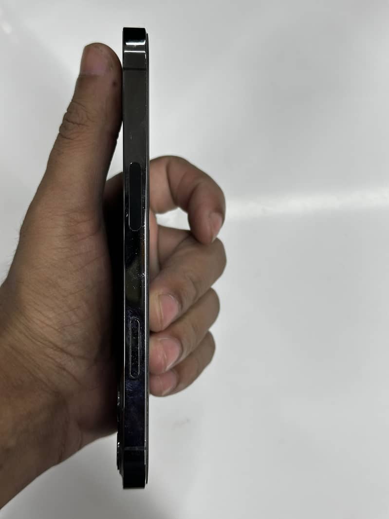 Apple iPhone 12 Pro 5