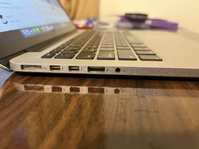 MacBook Pro (14) 5