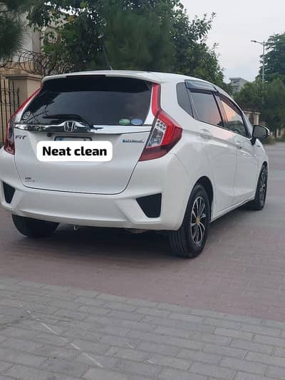 Honda Fit 2015/2018 genuine full option own name lush condition