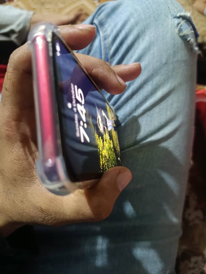 Apple iPhone XR 1