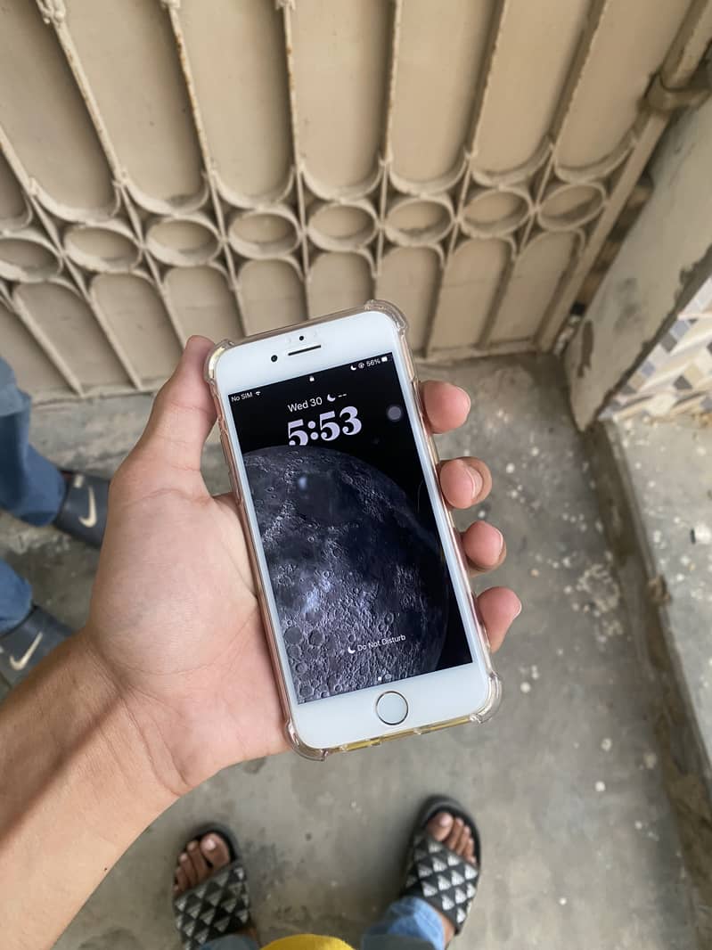 Apple iPhone 8 2