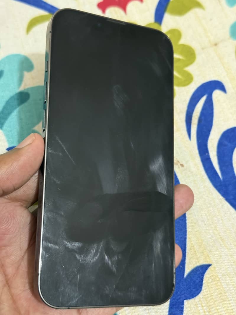 Apple iPhone 13 Pro 2