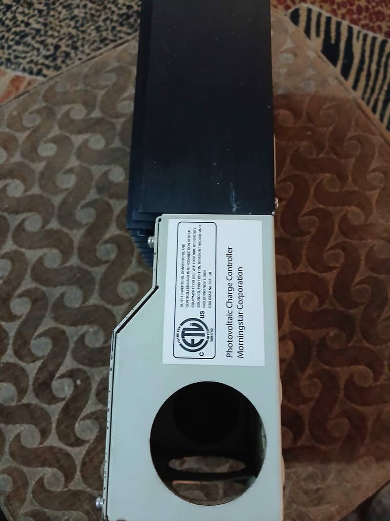 Lithium Battery Solar charge controller MPPT 3