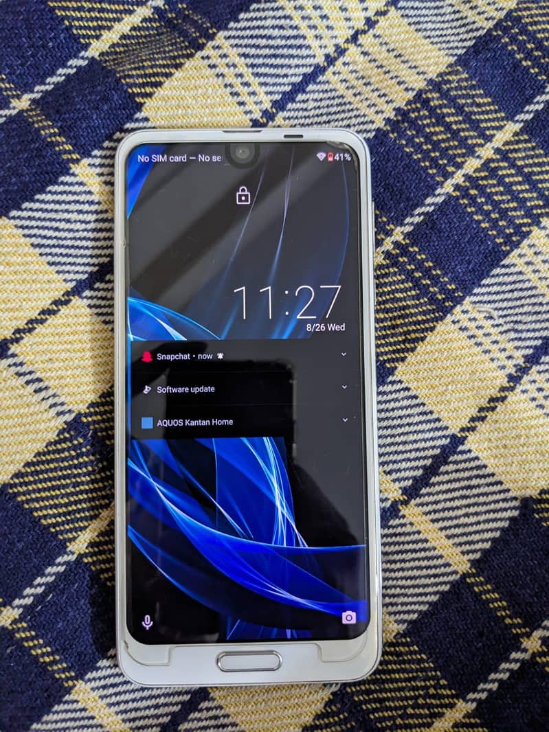 Sharp Aquos R2 1