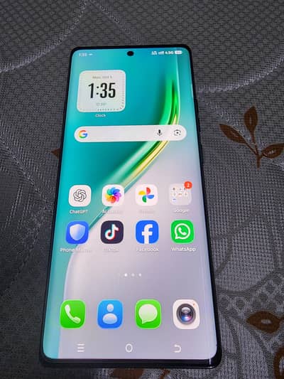 Tecno CAMON 40 Pro