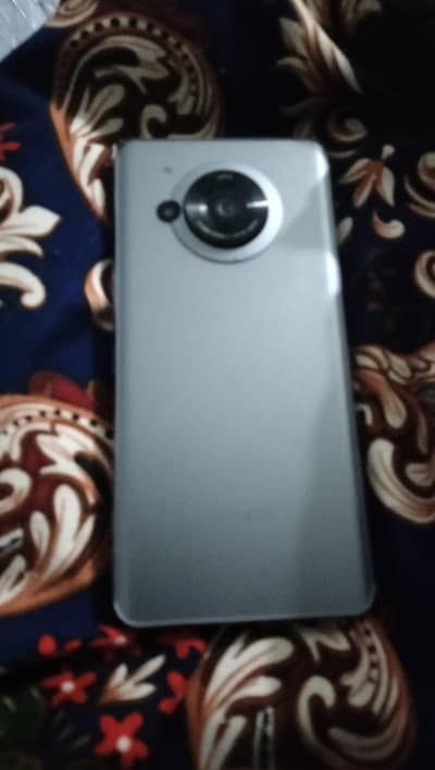 Sharp Aqous R7 new condition