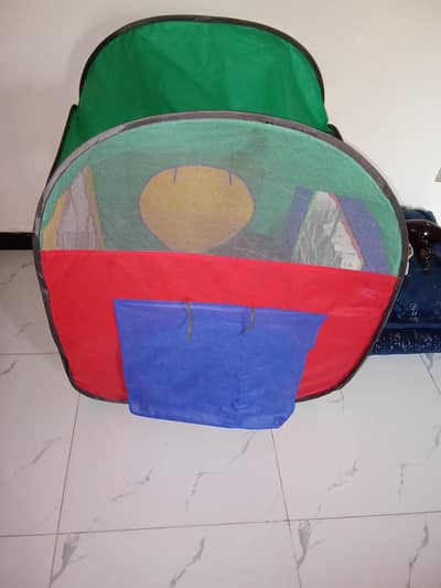 Tent House with 30 Balls - Minor net defect -price reduced
