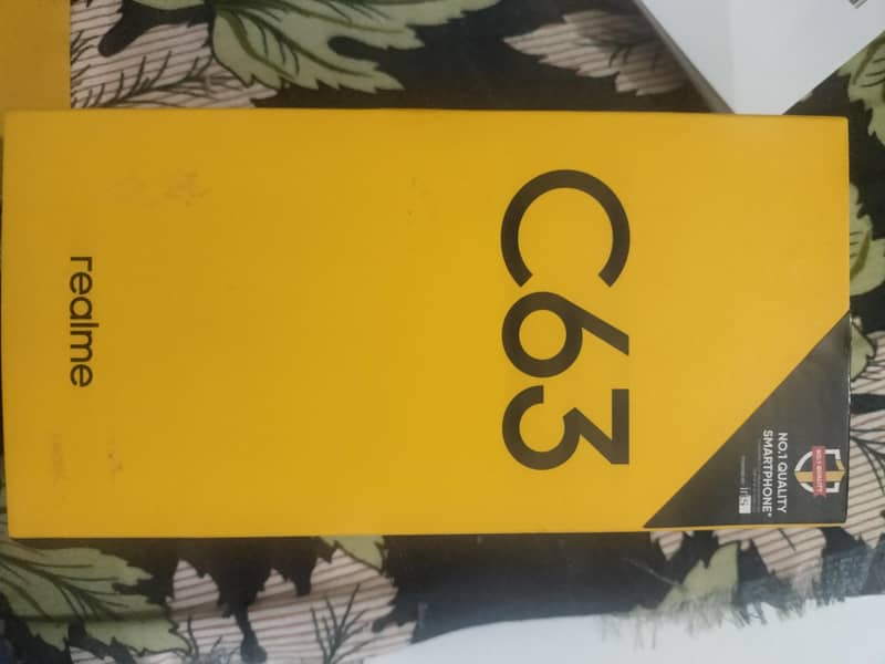 Realme C63 0