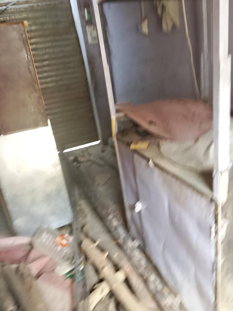 فرائر اور برگر شوارمال کا کاؤنٹر 4