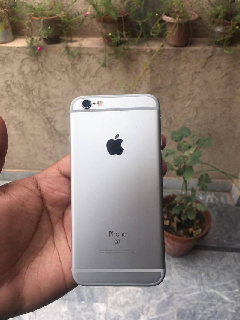 Apple iPhone 6S 0