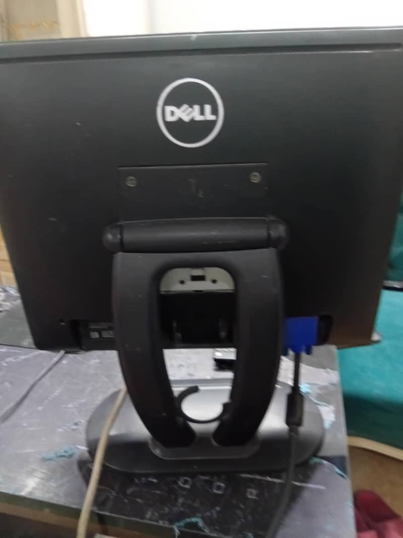 Computer/ Devise Name/DESKTOP-QUJOM3Q 2