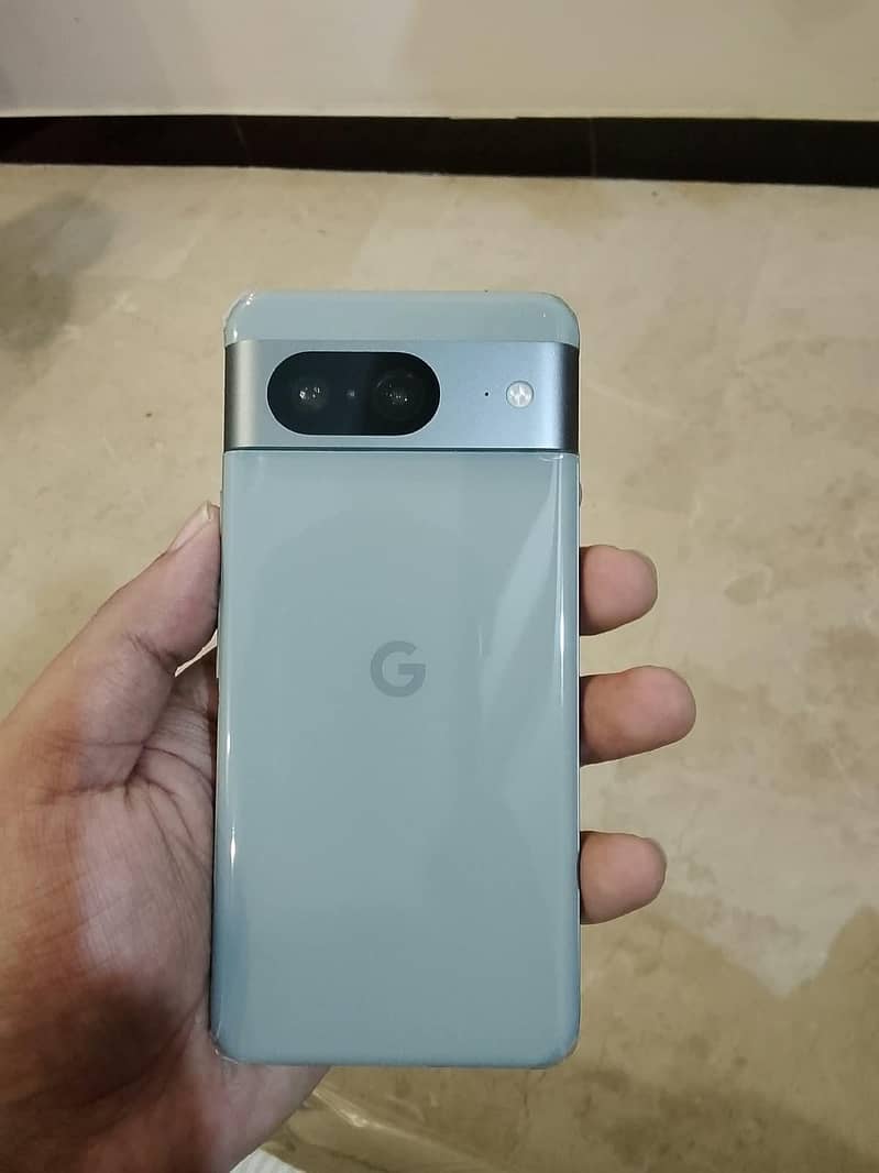 Google Pixel 8 1