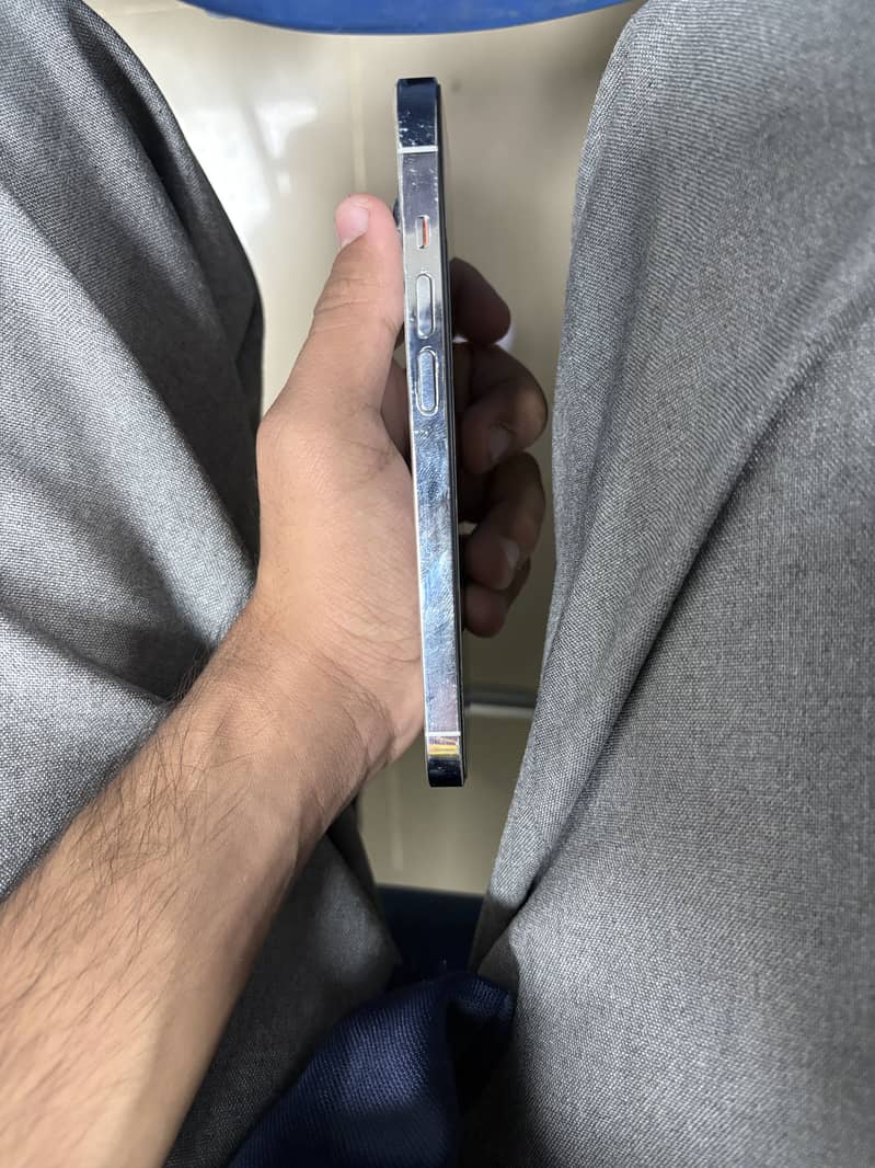 Apple iPhone 14 Pro 7