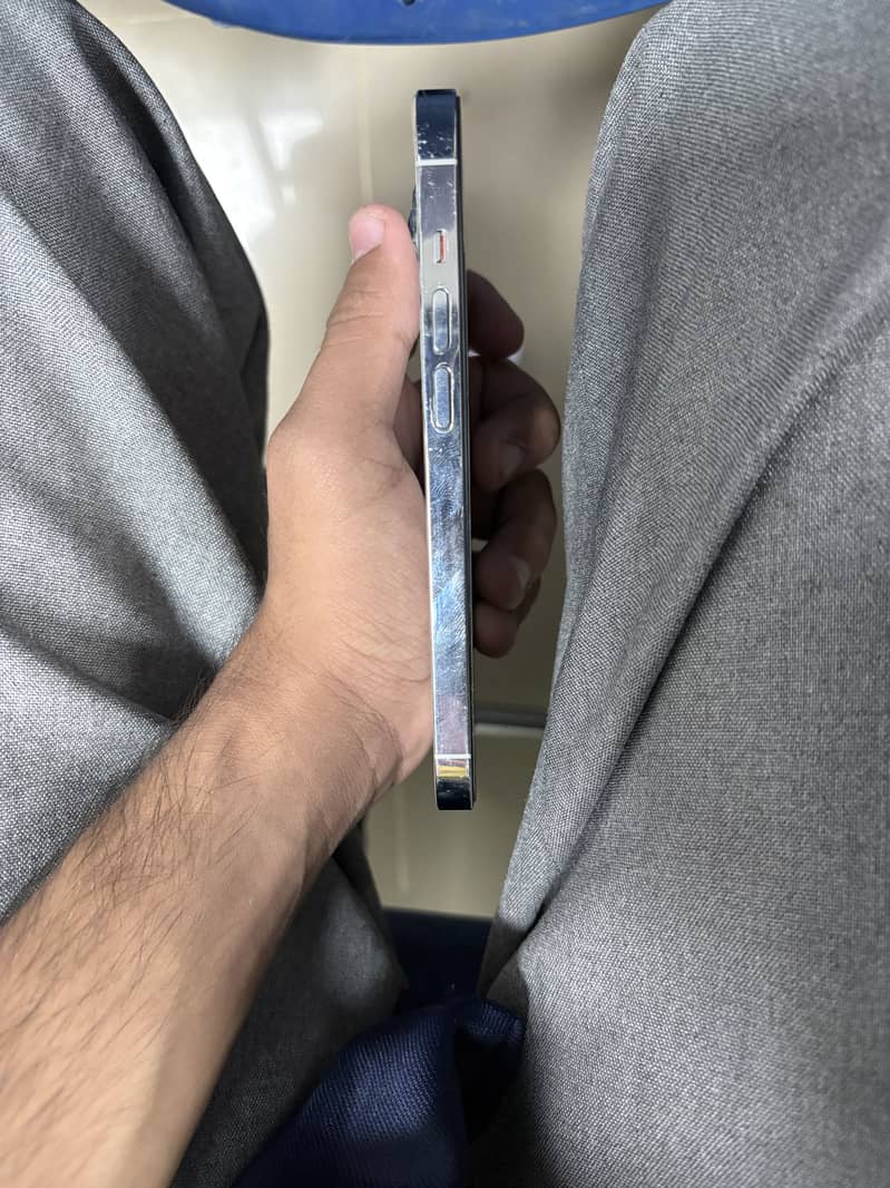 Apple iPhone 14 Pro 10