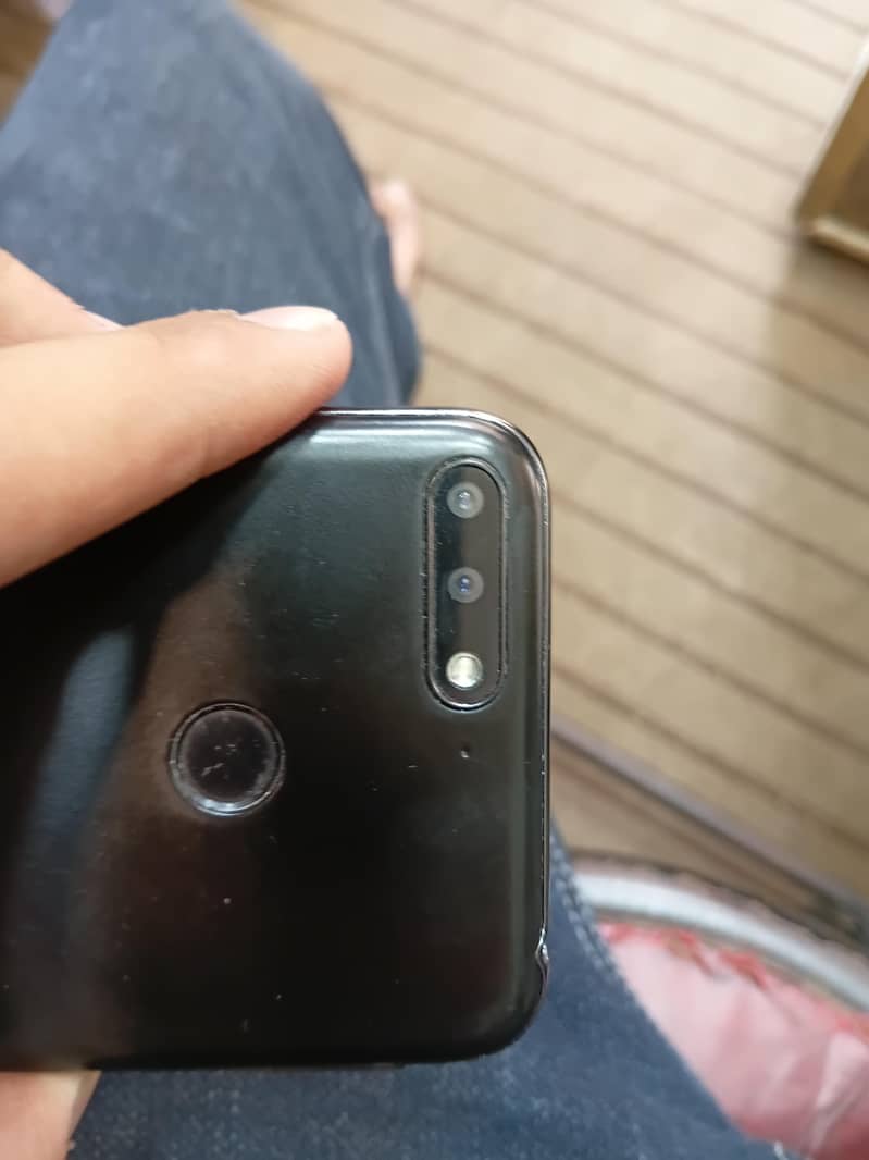 Honor 7A 4