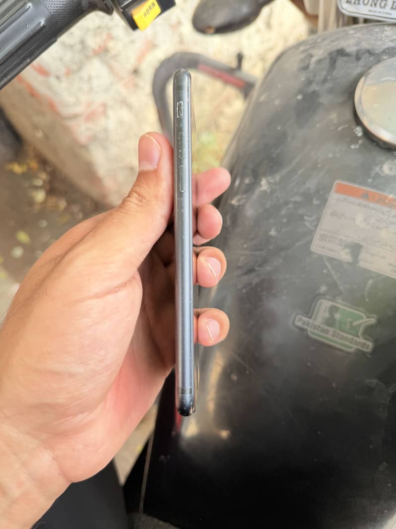 Apple iPhone 7 5