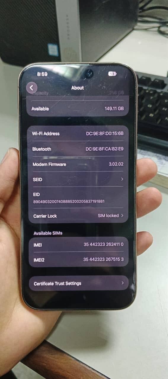 Apple iPhone 16 Pro Max 0