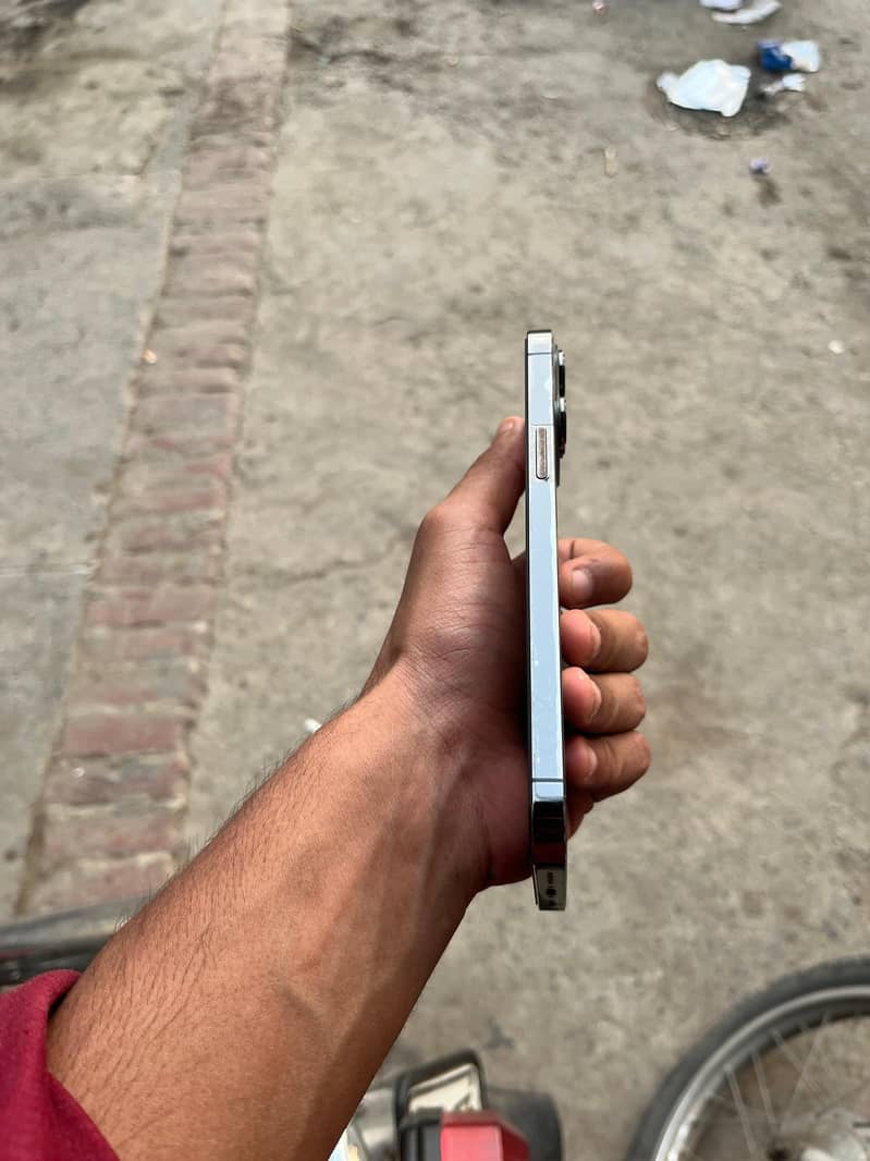 iPhone 13 Pro Max FU 4