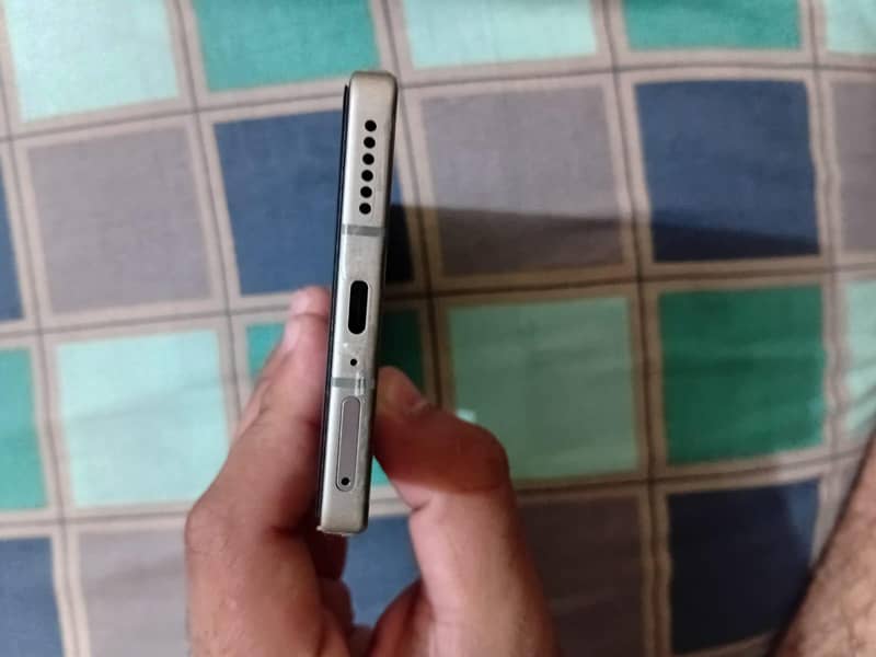 Infinix Note 50 Complete Box 6