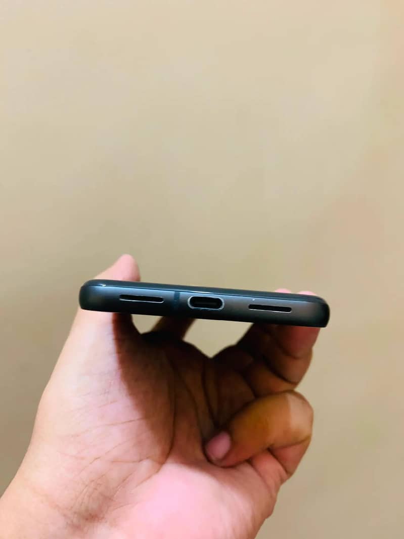 Google Pixel 8  03485111333 5