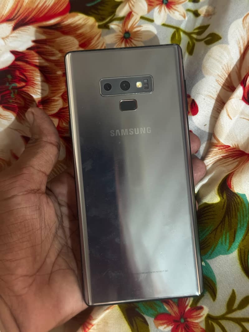 Samsung Mobile Note 9 3