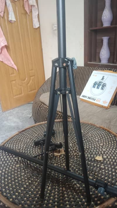 Tripod Photograph & Vido Editing LED Light For sale