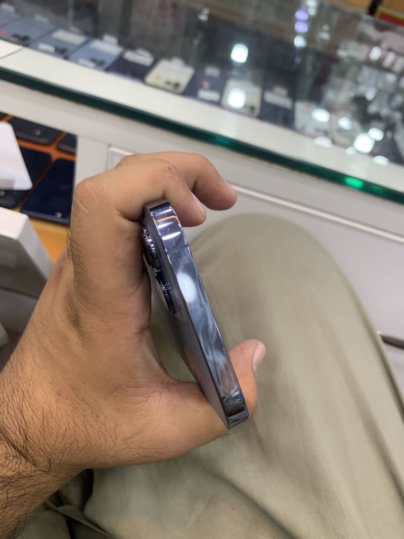 Apple iPhone 13 Pro Max 7