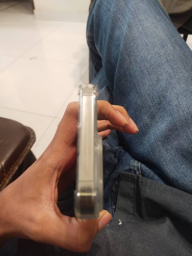 Apple iPhone 15 Pro Max 5