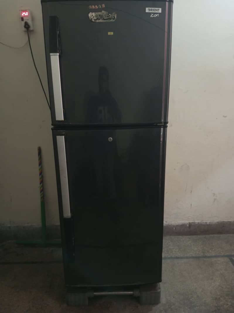Orient fridge 0