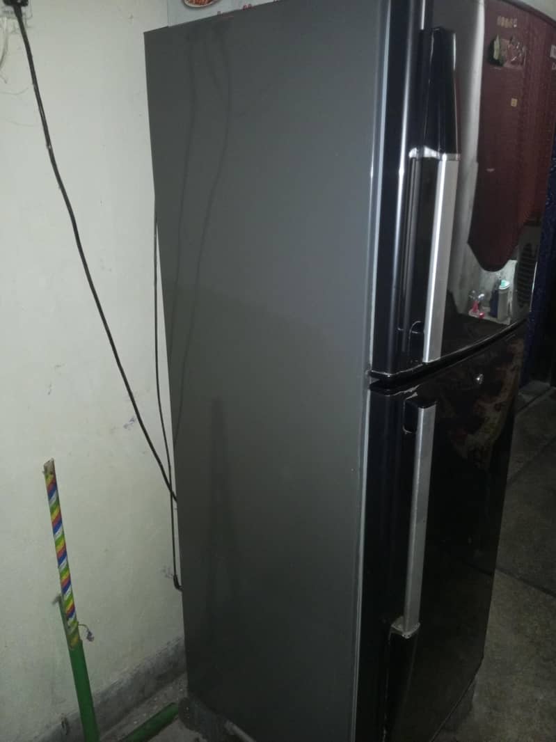 Orient fridge 1
