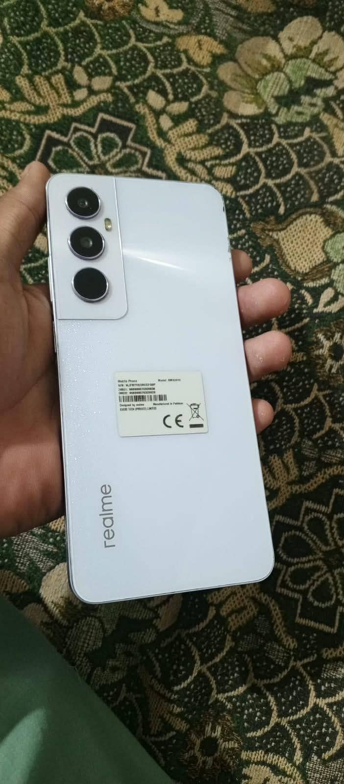 Realme C65 0