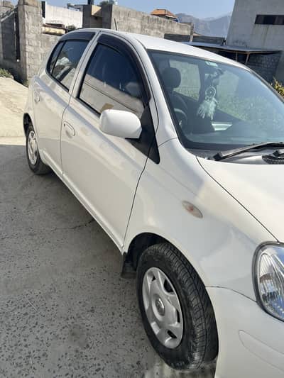 Toyota Vitz 2004