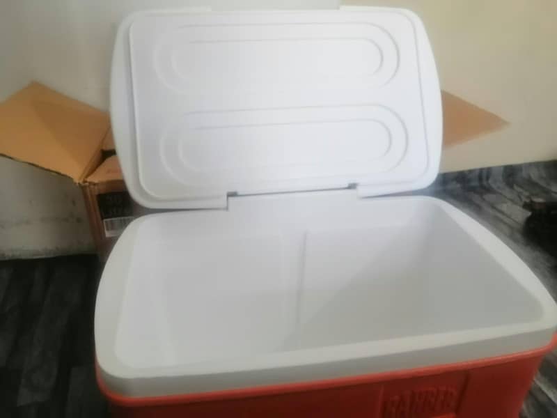 ice box no used untouch 4