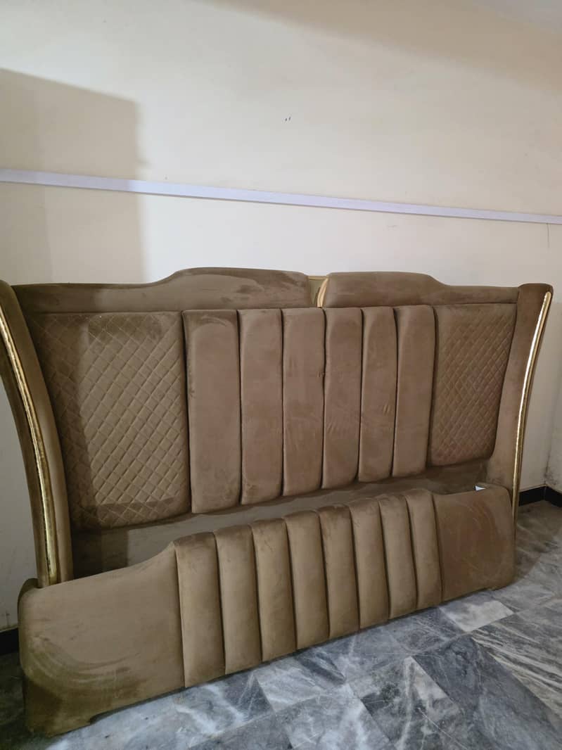brande new bed 0